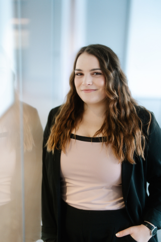 Portrait Veronika Cerny