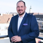 Dr. Andreas Rudolph